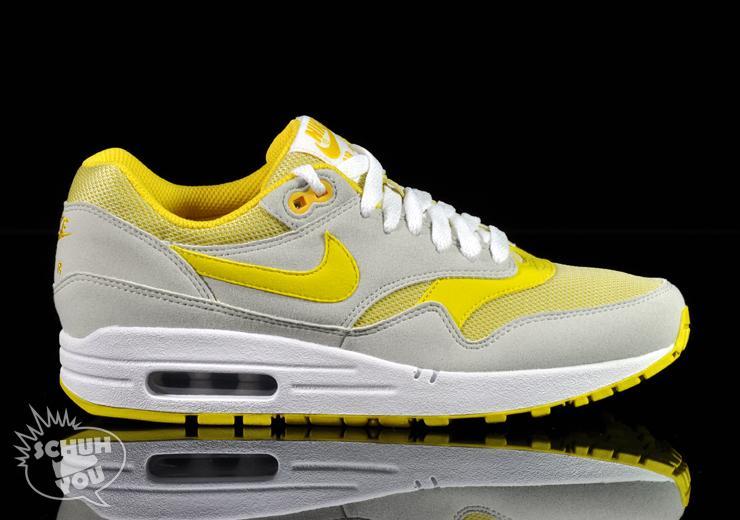 Exclusive Nike Wmns Air Max 1 — 3.5 — Front View