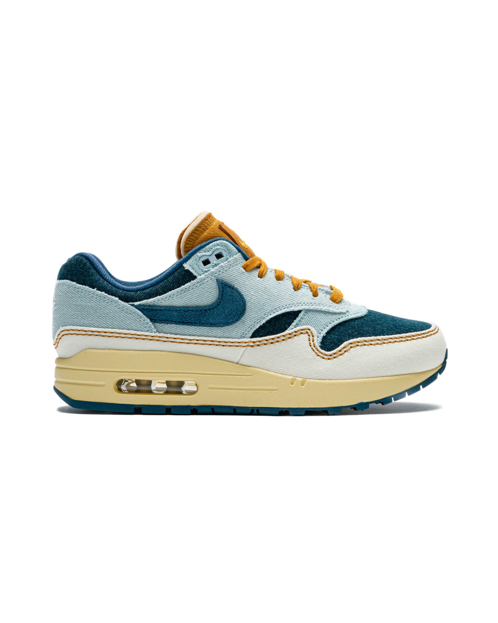 Exclusive Nike WMNS AIR MAX 1 '87 — 5 — Front View