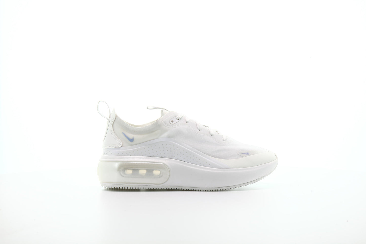 Exclusive Nike WMNS Air Max DIA SE "Summit White" — 5 — Front View