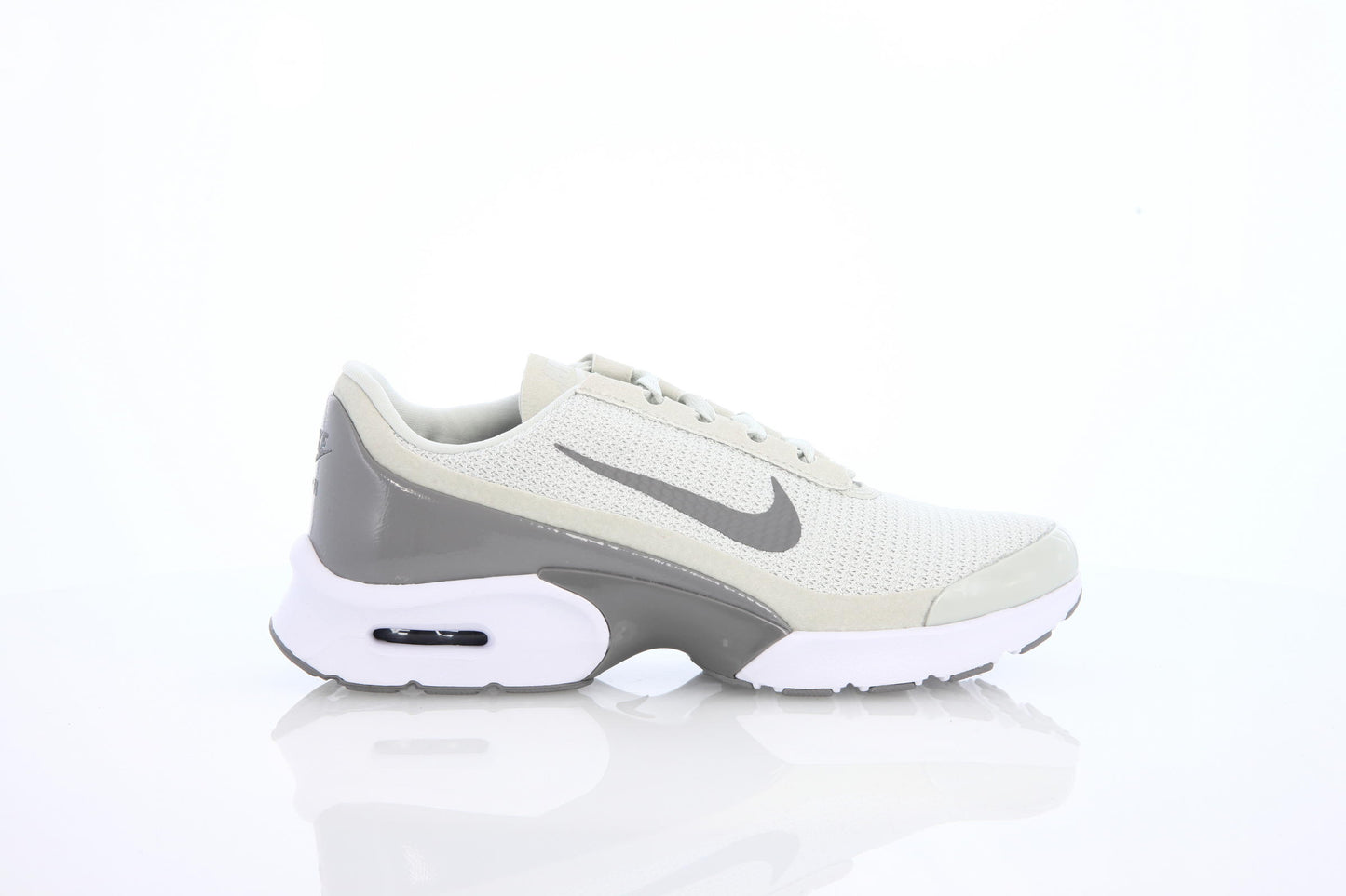Exclusive Nike Wmns Air Max Jewell "Light Bone" — 5 — Front View