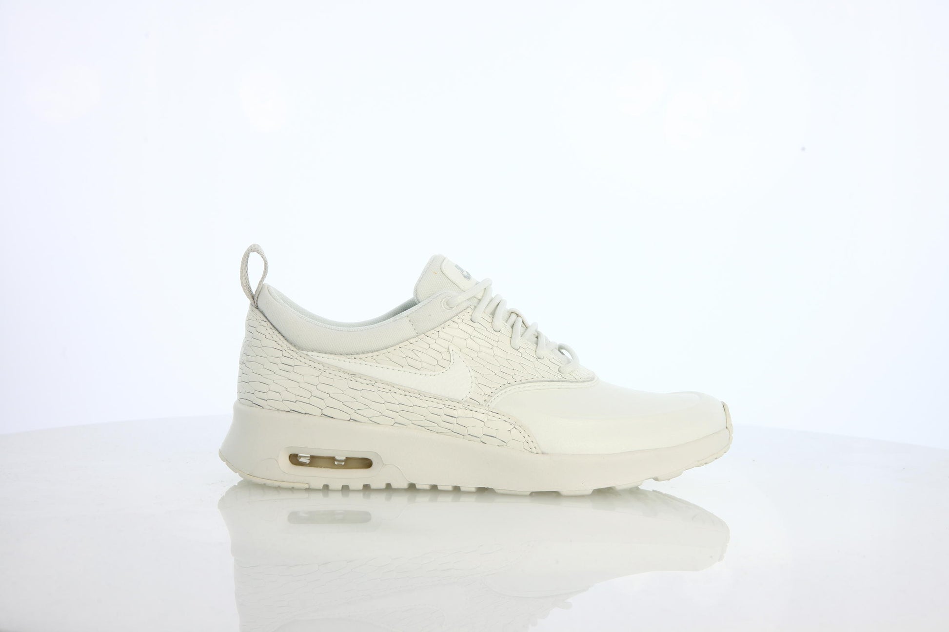 Exclusive Nike Wmns Air Max Thea Prm Lea "Sail" — 5 — Front View