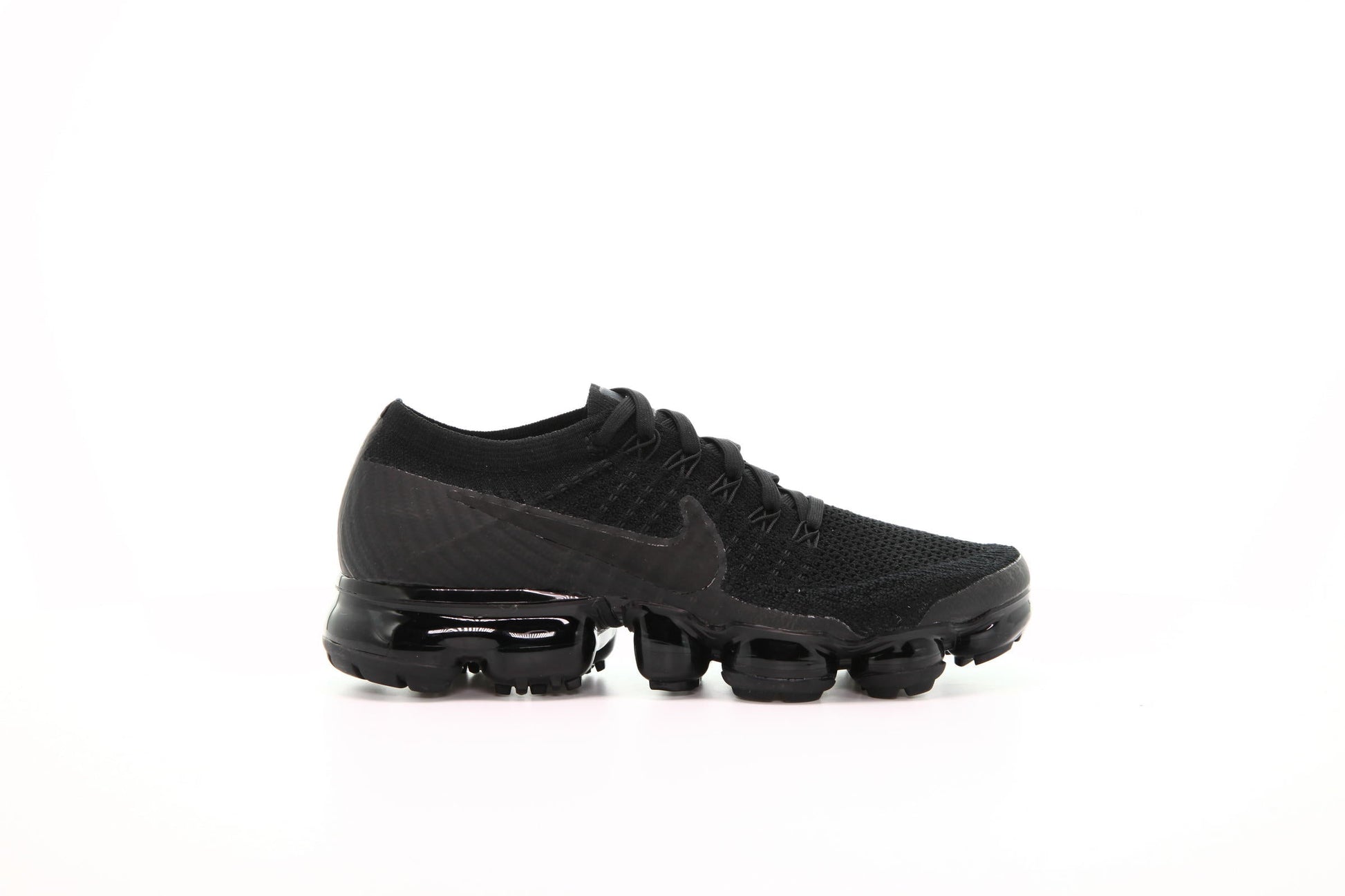 Exclusive Nike Wmns Air Vapormax Flyknit "Black" — 5 — Front View
