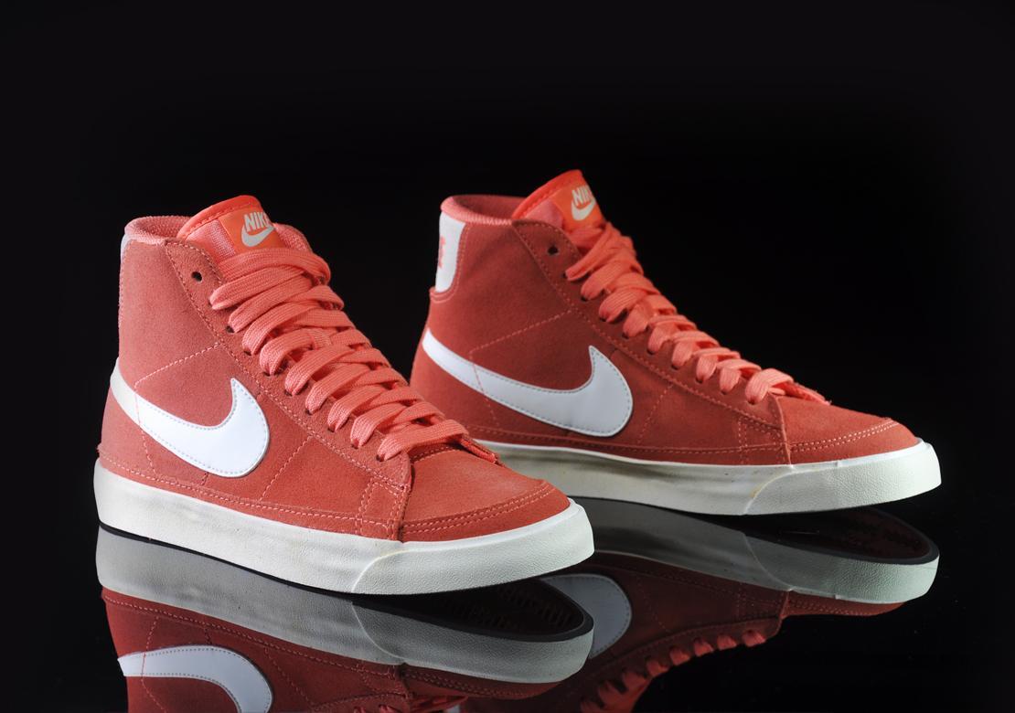 Exclusive Nike Wmns Blazer Mid Premium — 3.5 — Front View