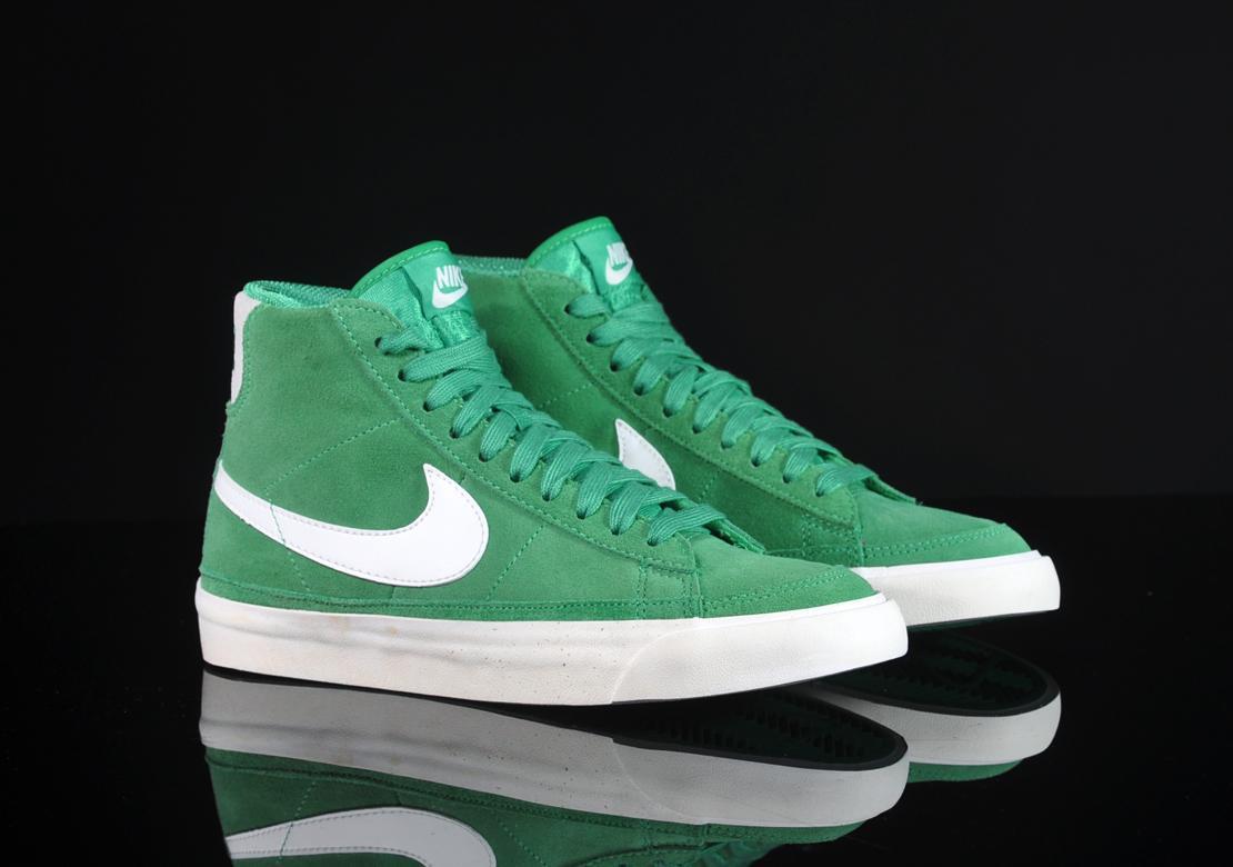 Exclusive Nike Wmns Blazer Mid Premium — 3.5 — Front View