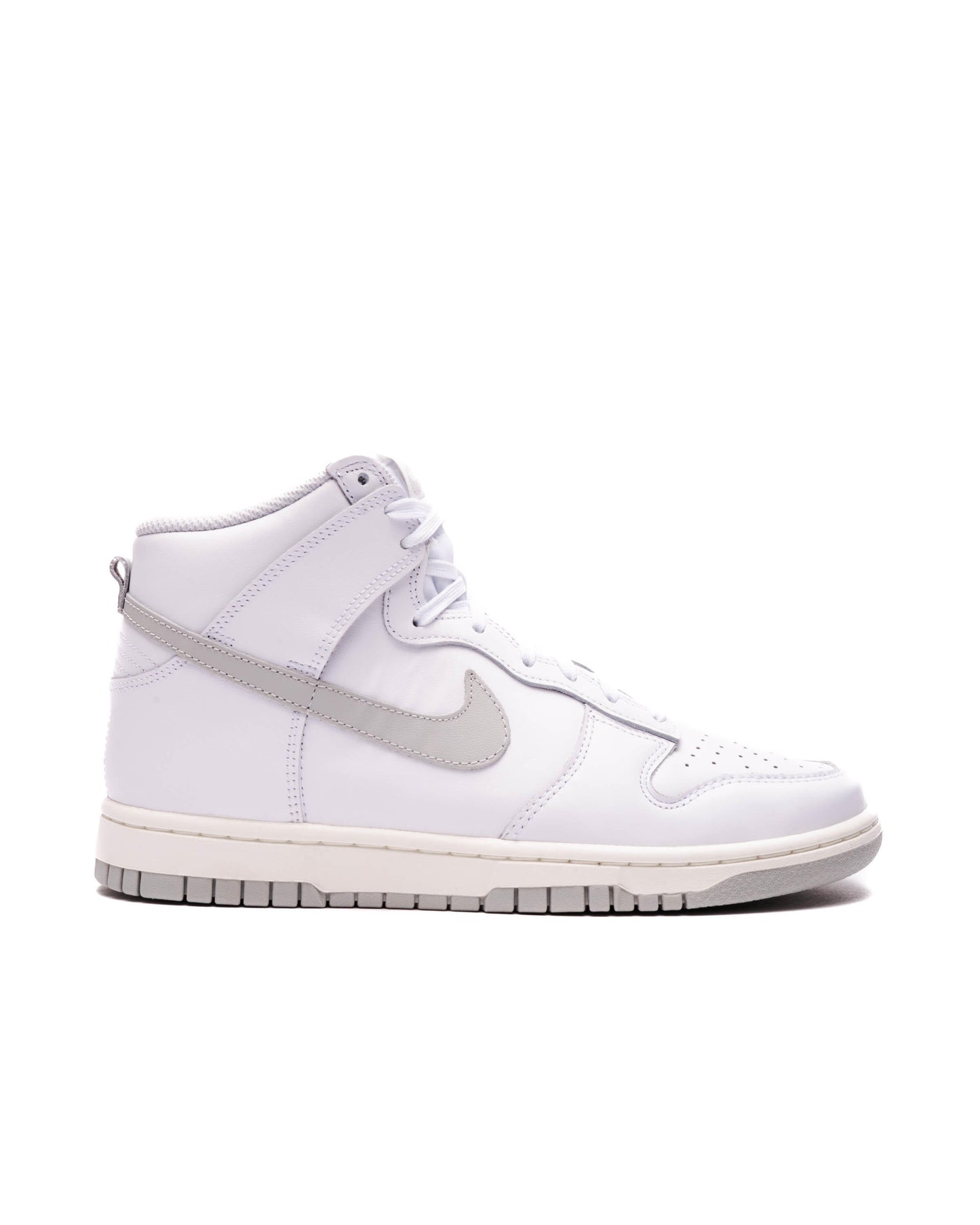 Exclusive Nike WMNS DUNK HIGH — 5 — Front View