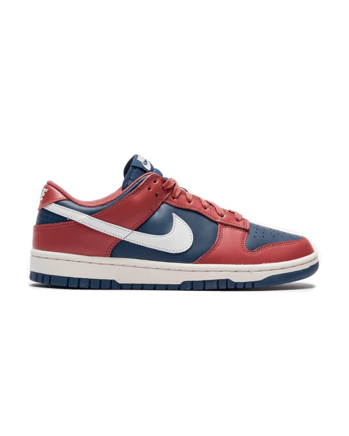 Exclusive Nike WMNS DUNK LOW — 5 — Front View