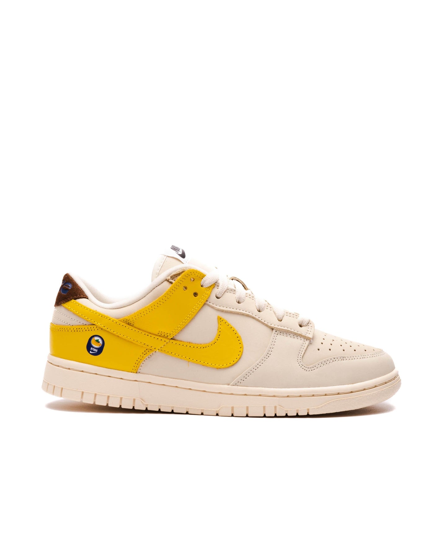 Exclusive Nike WMNS DUNK LOW LX "Banana" — 5 — Front View