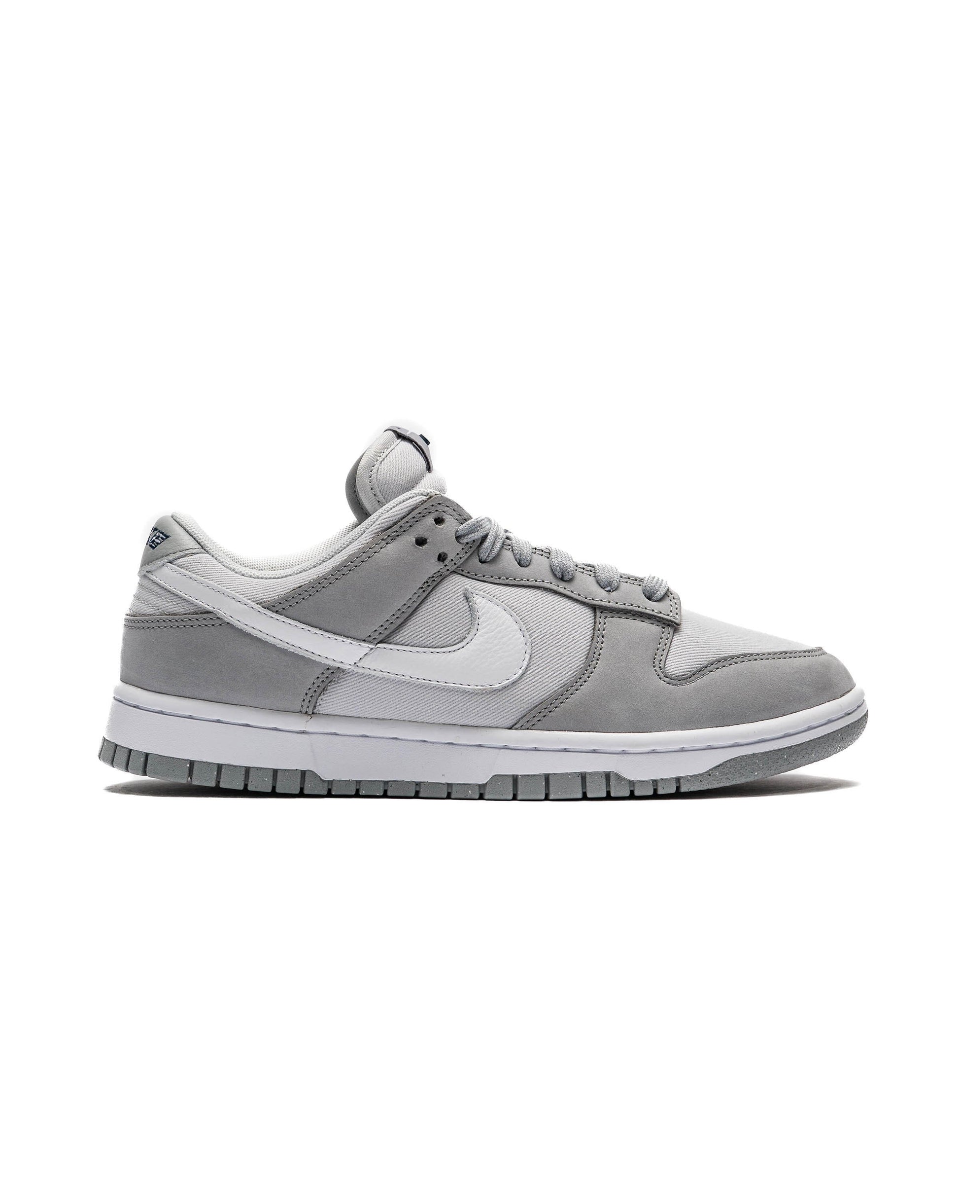 Exclusive Nike WMNS DUNK LOW LX — 5 — Front View