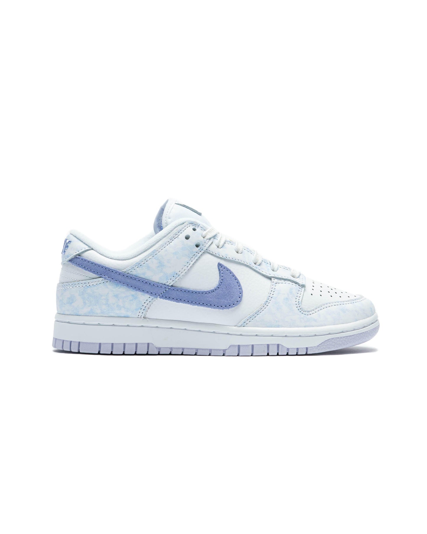 Exclusive Nike WMNS DUNK LOW OG "PURPLE PULSE" — 5 — Front View