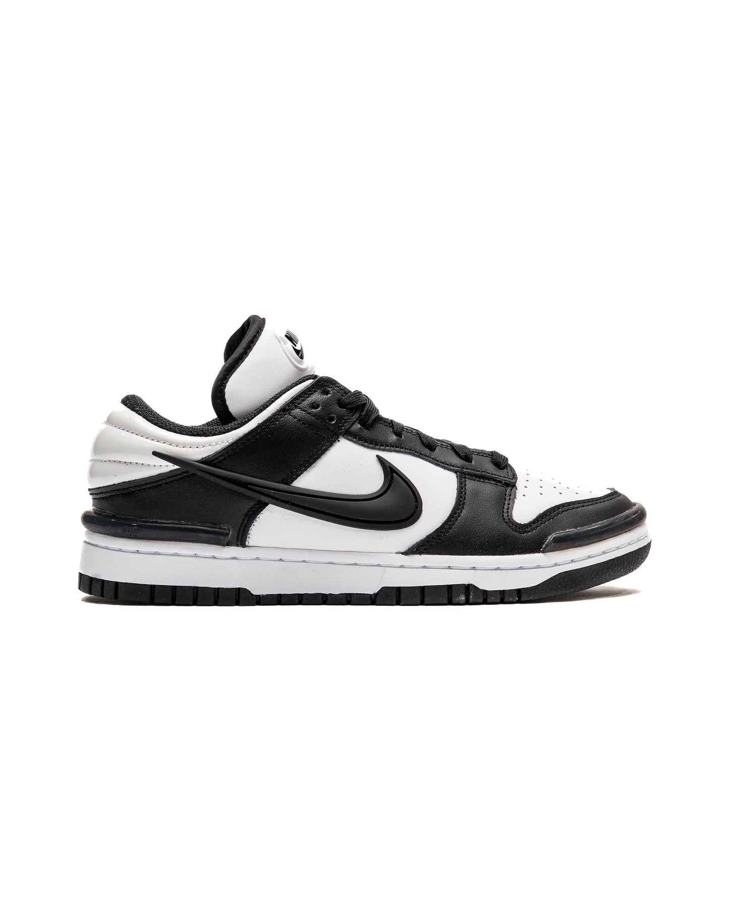 Exclusive Nike WMNS DUNK LOW TWIST — 5 — Front View