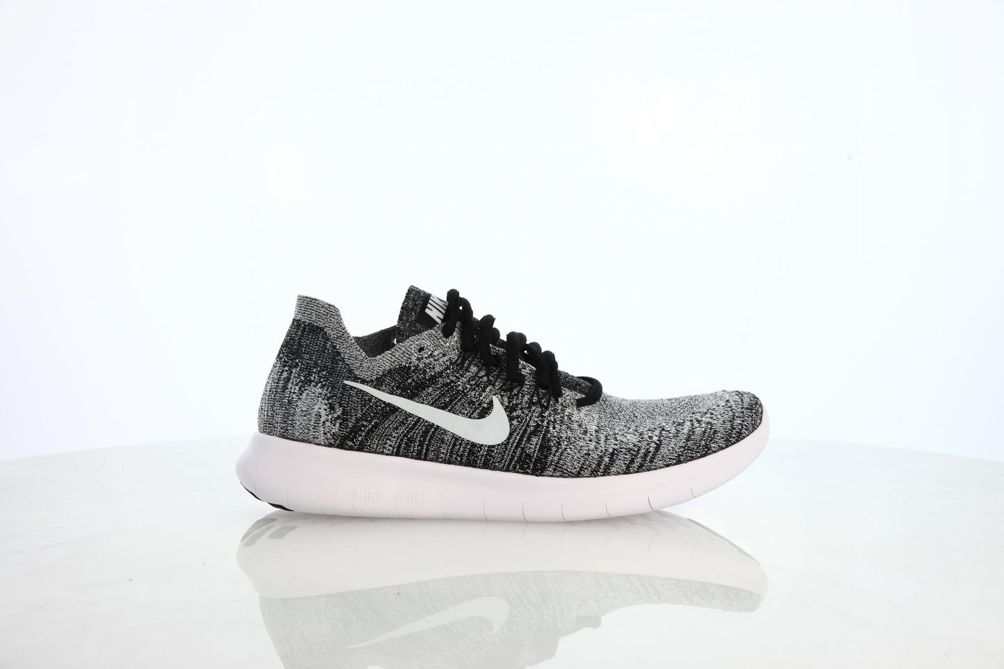 Exclusive Nike Wmns Free Run Flyknit 2017 "Black" — 5 — Front View