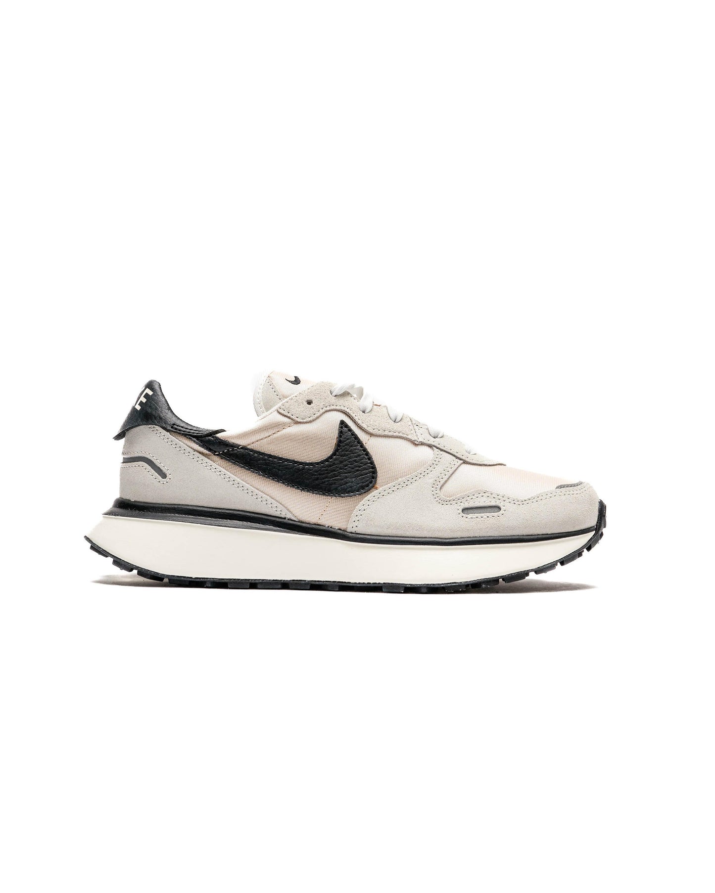 Exclusive Nike WMNS PHOENIX WAFFLE — 5 — Front View
