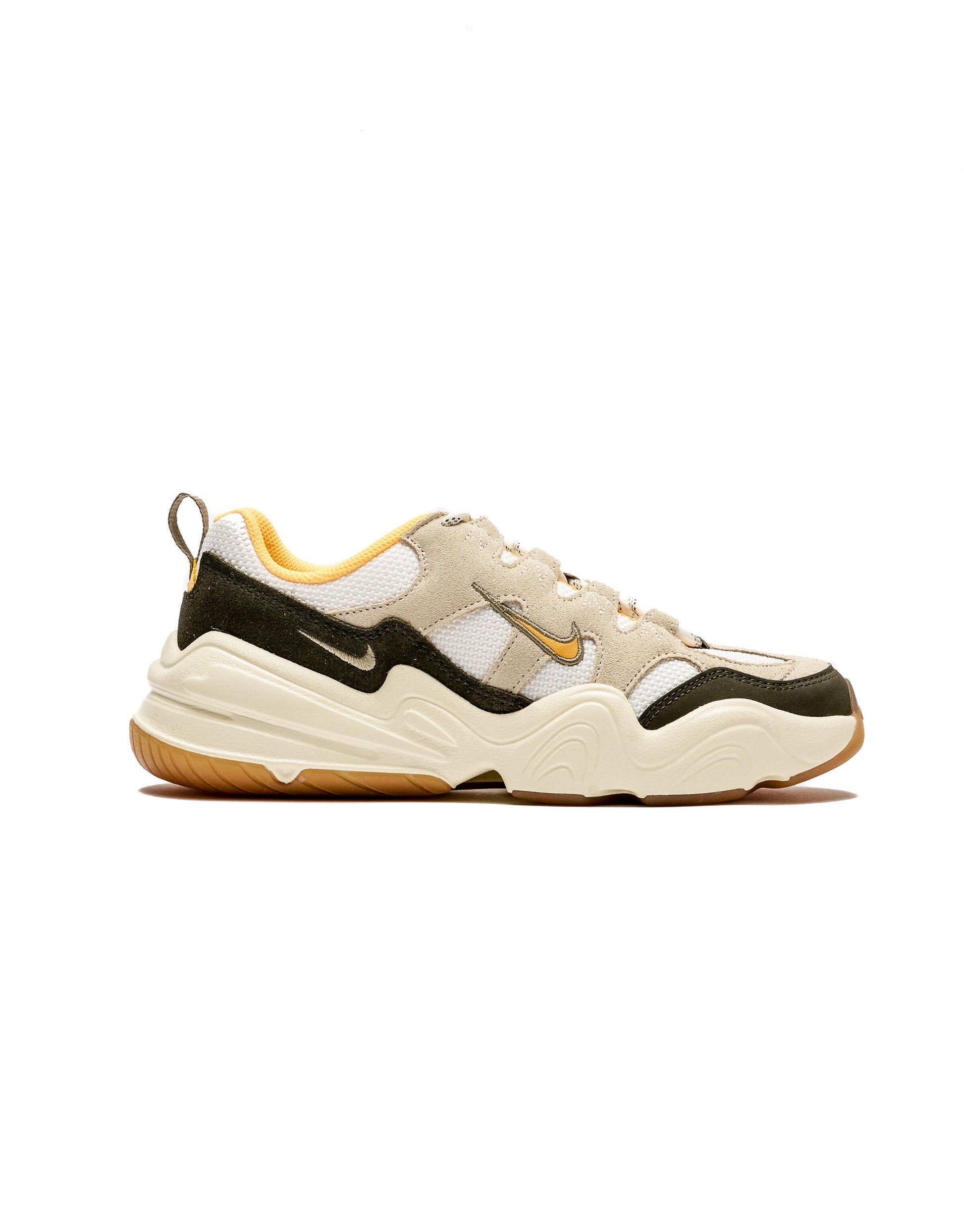 Exclusive Nike WMNS TECH HERA — 5 — Front View