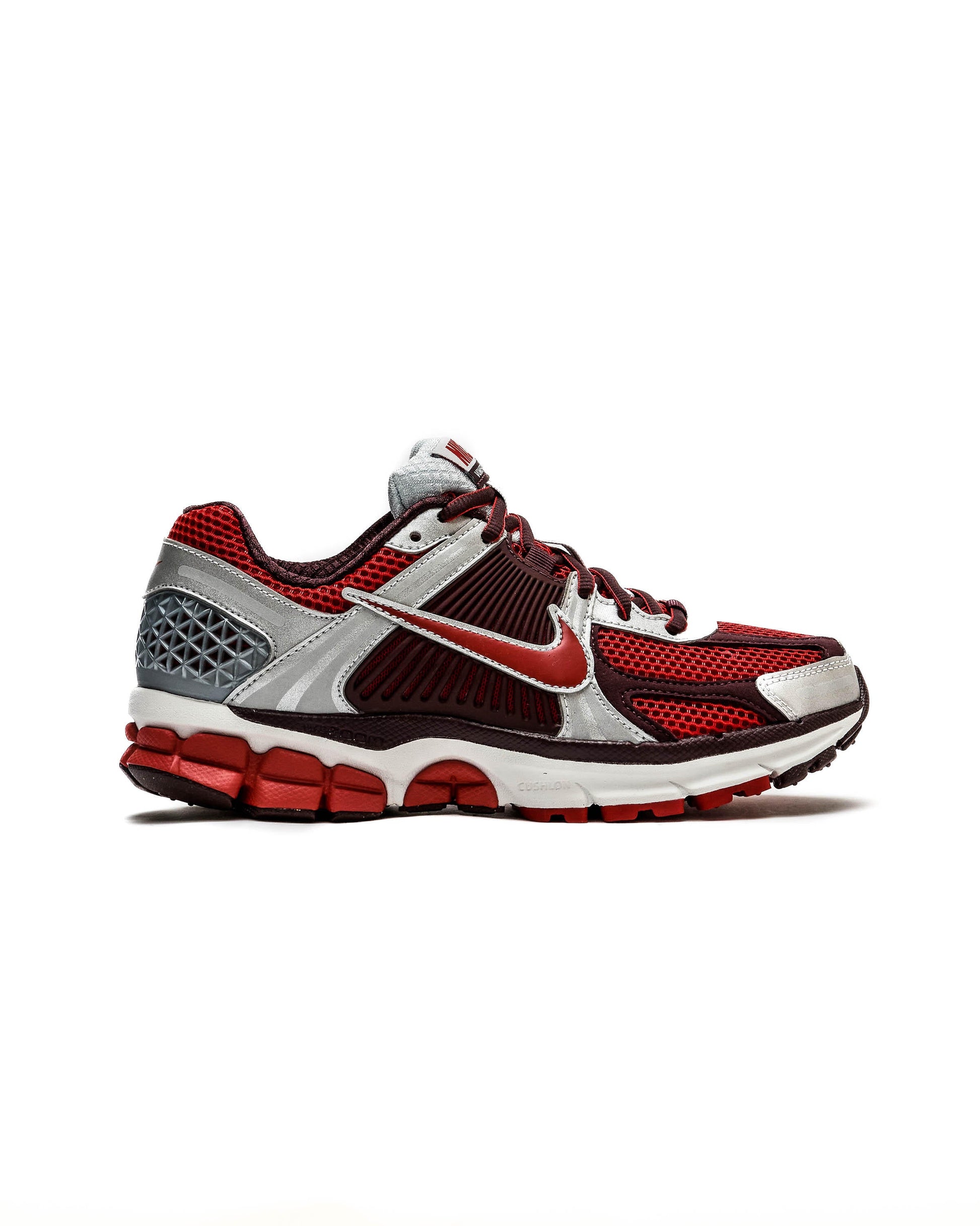 Exclusive Nike WMNS VOMERO 5 — 5 — Front View