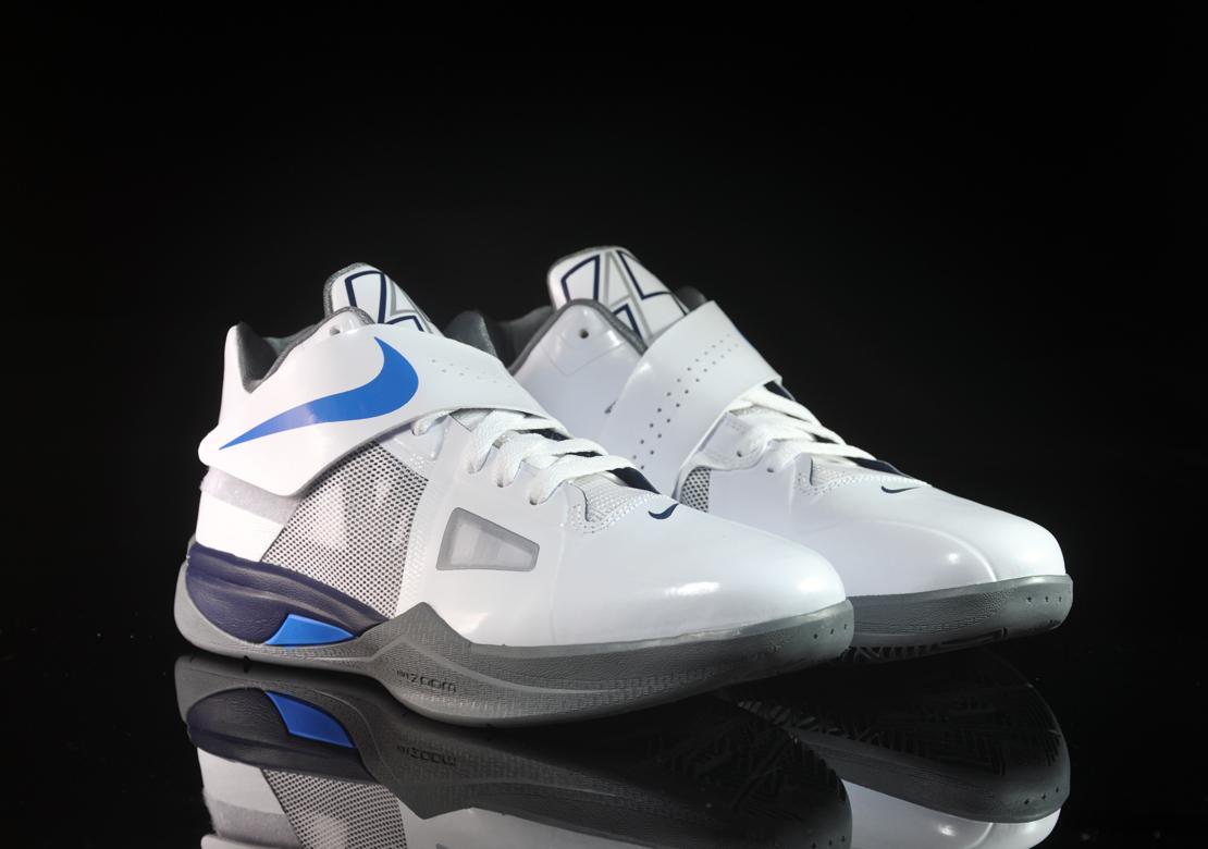 Exclusive Nike Zoom KD 4 (GS) — 3.5 — Front View