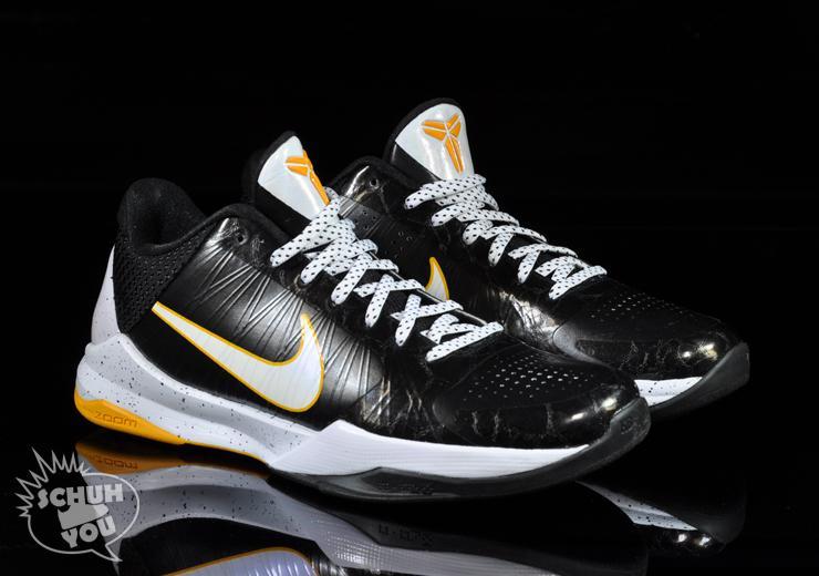 Exclusive Nike Zoom Kobe V (5) — 3.5 — Front View