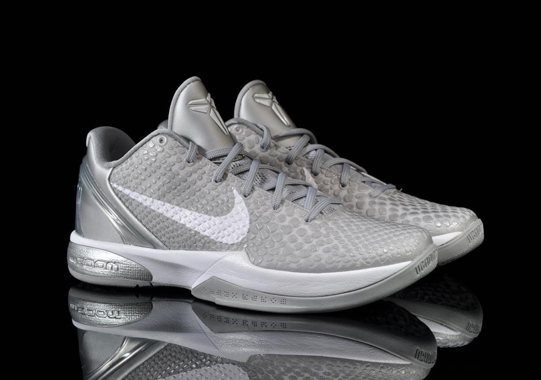Exclusive Nike Zoom Kobe VI (6) — 3.5 — Front View