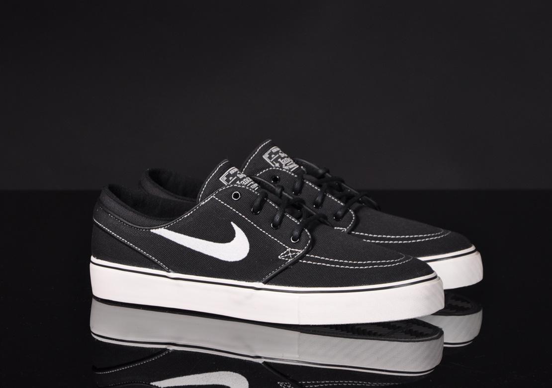 Exclusive Nike Zoom Stefan Janoski — 3.5 — Front View