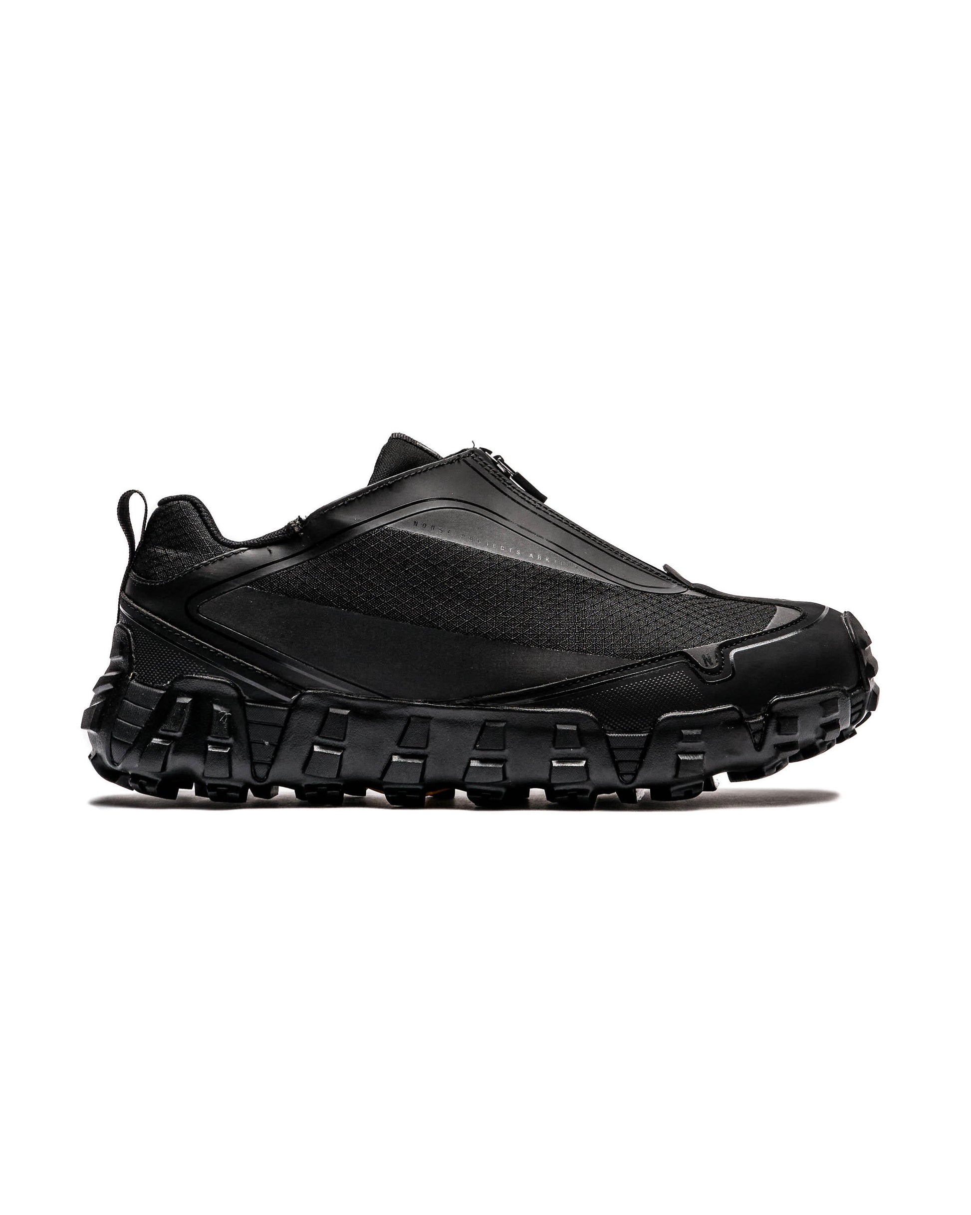 Exclusive Norse Projects Zip Up Runner V04 — 6.5 — Front View