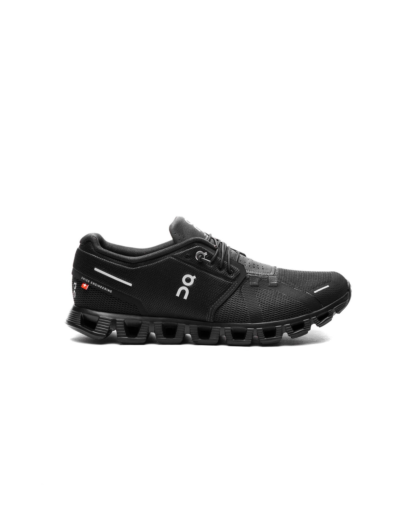 Exclusive ON Running Cloud 5 — 7 — Front View