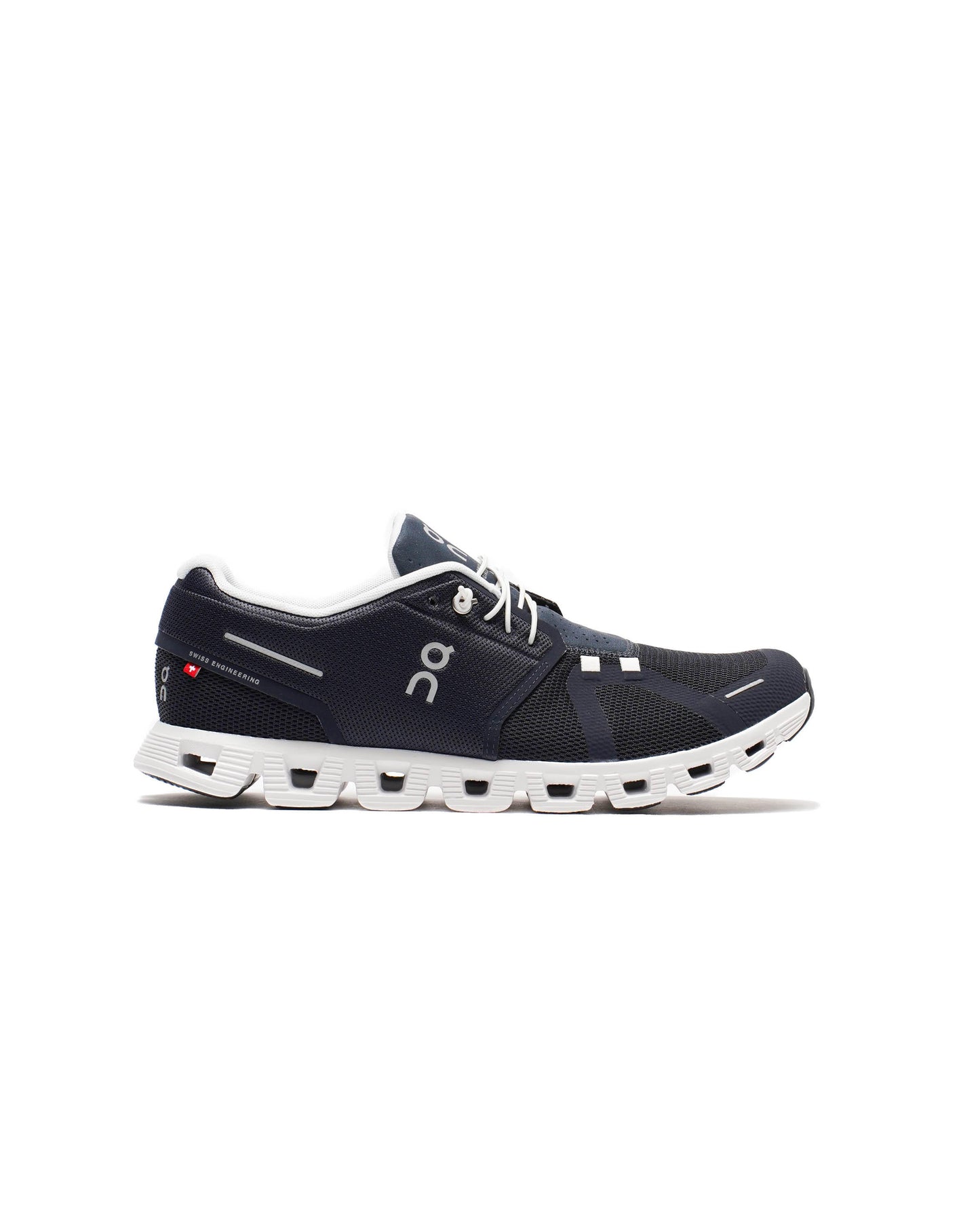 Exclusive ON Running Cloud 5 — 7 — Front View