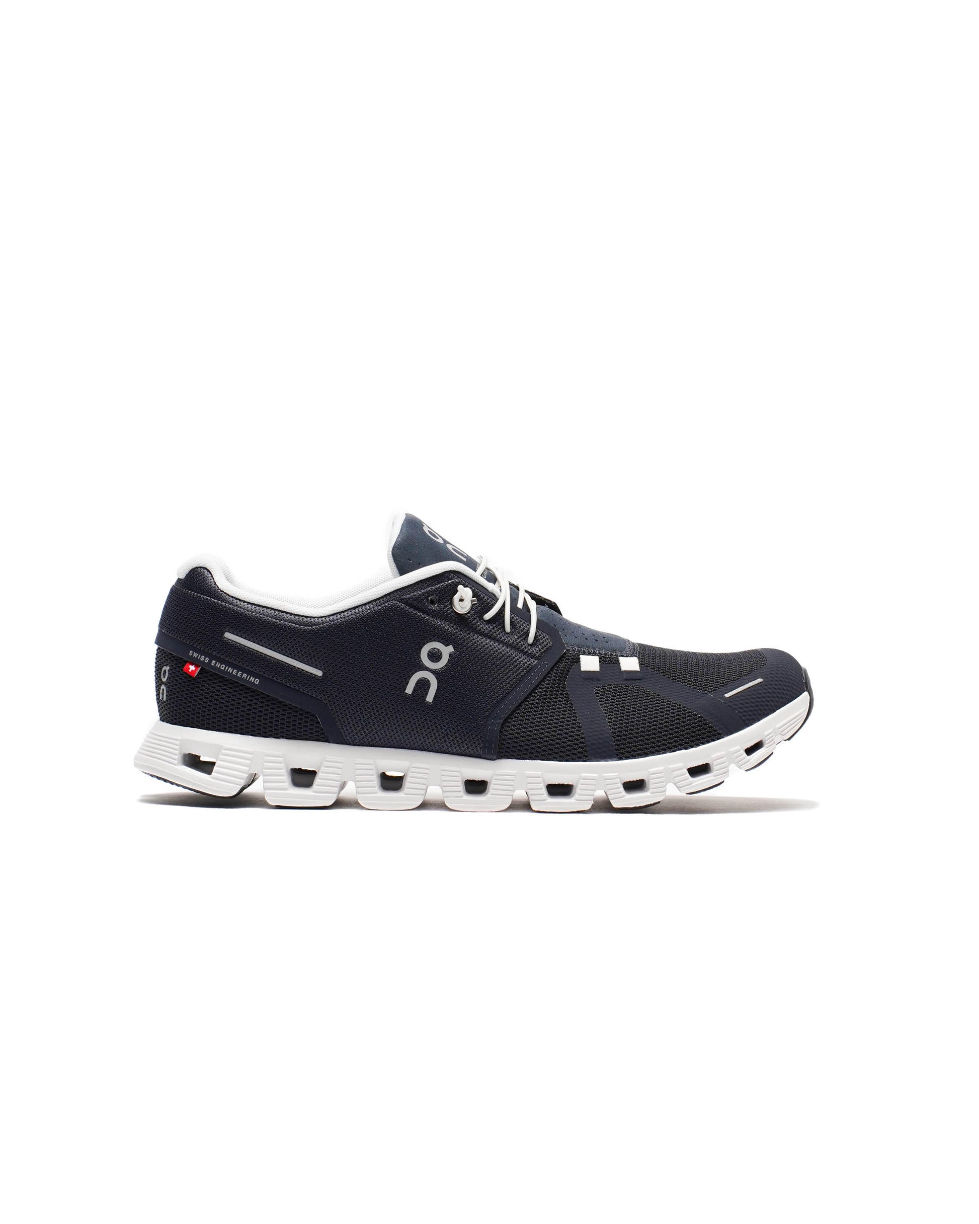 Exclusive ON Running Cloud 5 — 7 — Front View
