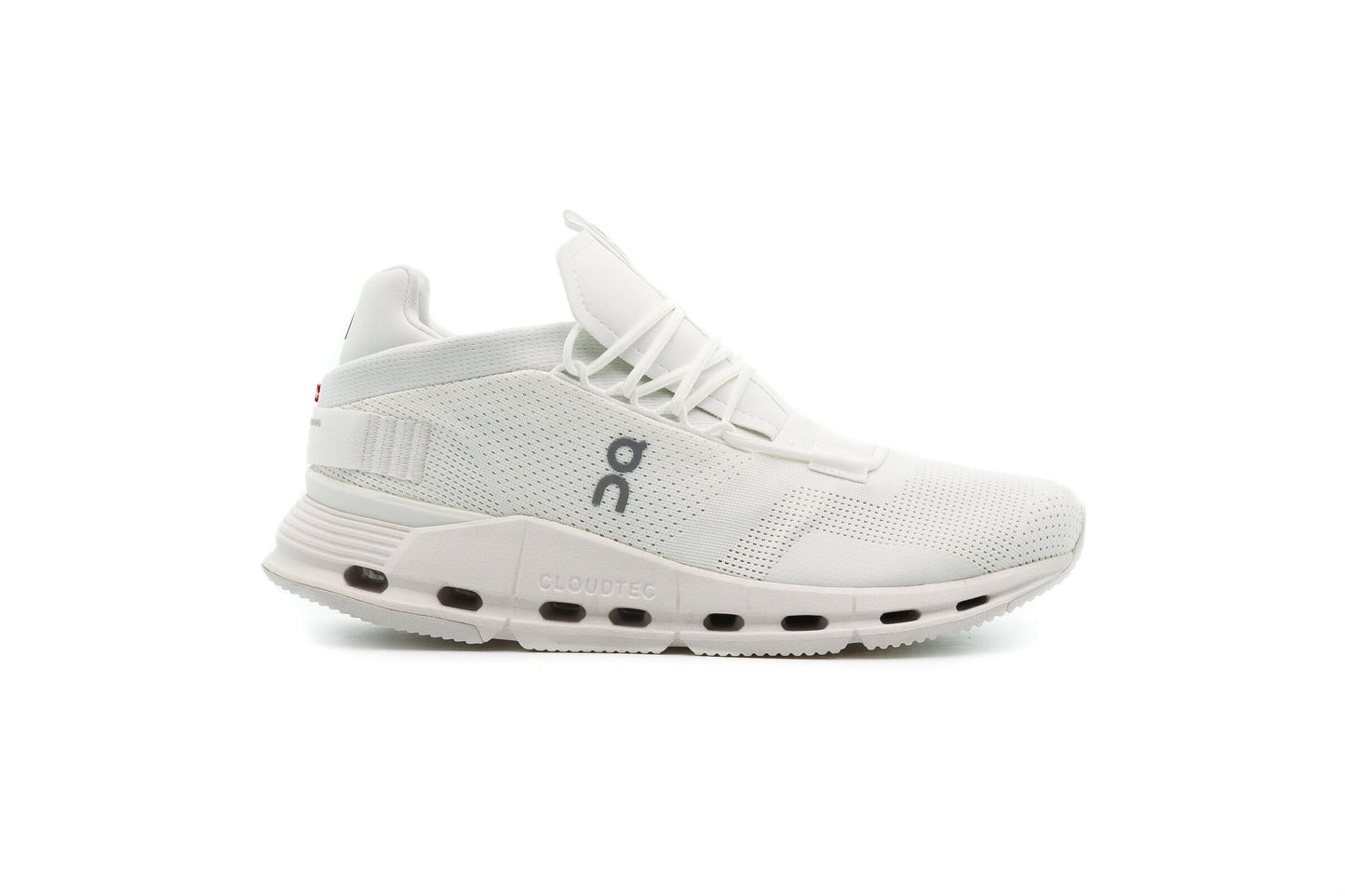 Exclusive ON Running Cloudnova — 7 — Front View