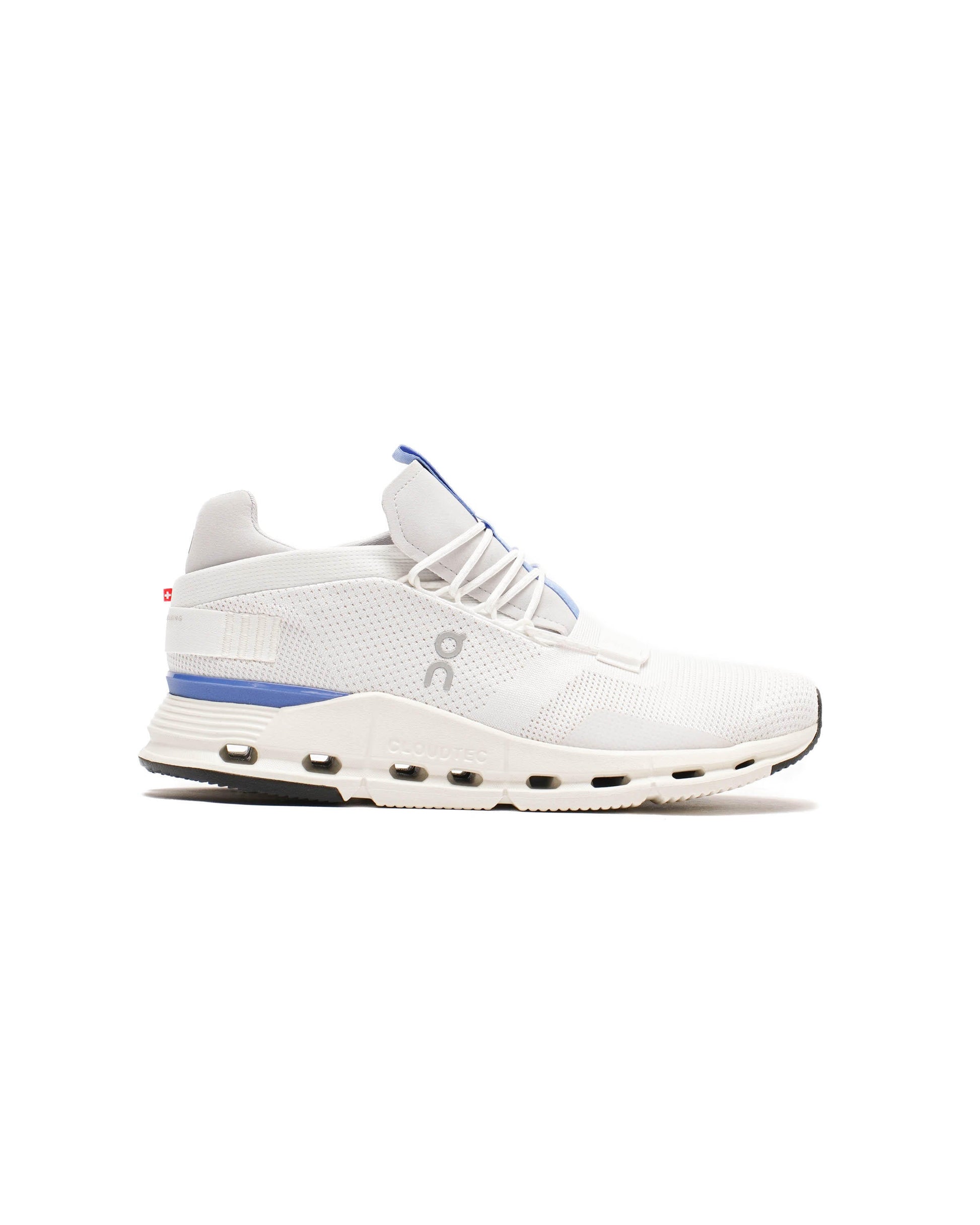 Exclusive ON Running Cloudnova — 7 — Front View