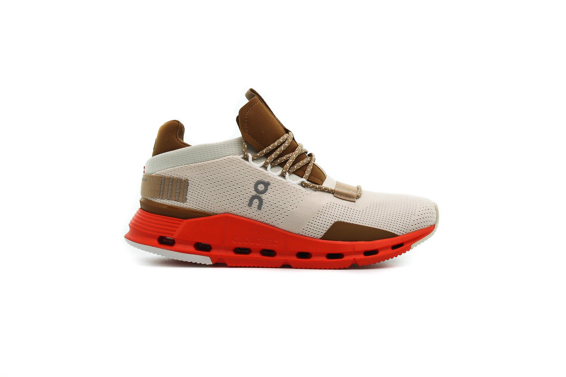Exclusive ON Running WMNS CLOUDNOVA "PEARL" — 5 — Front View
