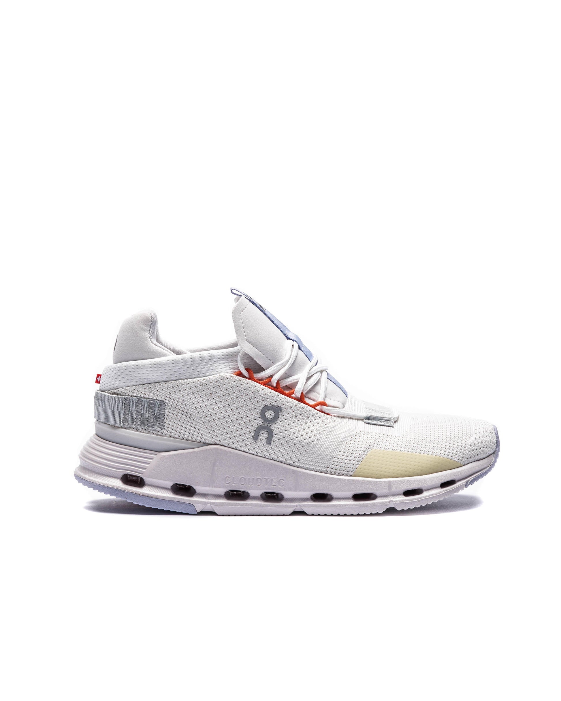 Exclusive ON Running WMNS Cloudnova — 5 — Front View