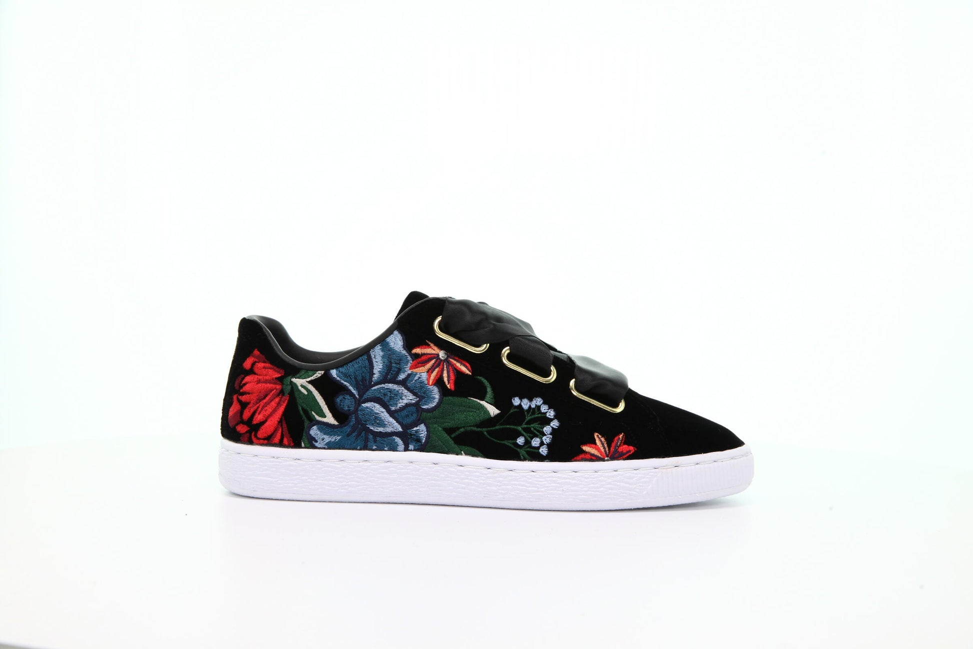 Exclusive Puma Basket Heart Hyper Emb Womens "Puma Black" — 4 — Front View
