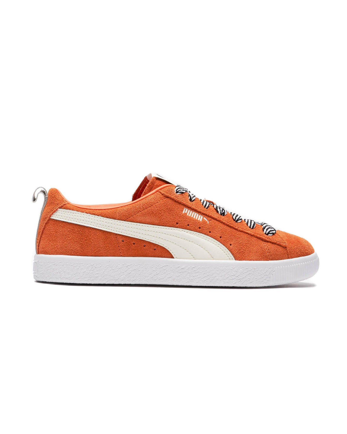 Exclusive Puma Suede VTG AMI — 4 — Front View
