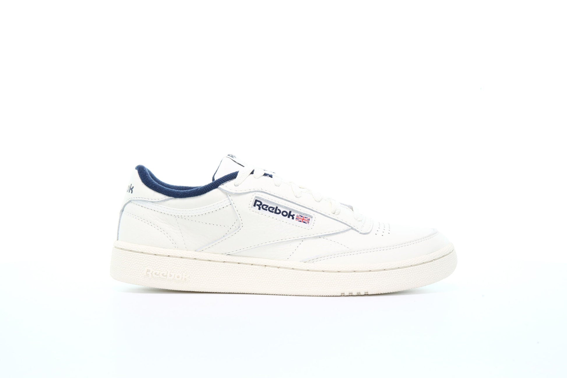 Exclusive Reebok CLUB C 85 MU "Chalk" — 5 — Front View