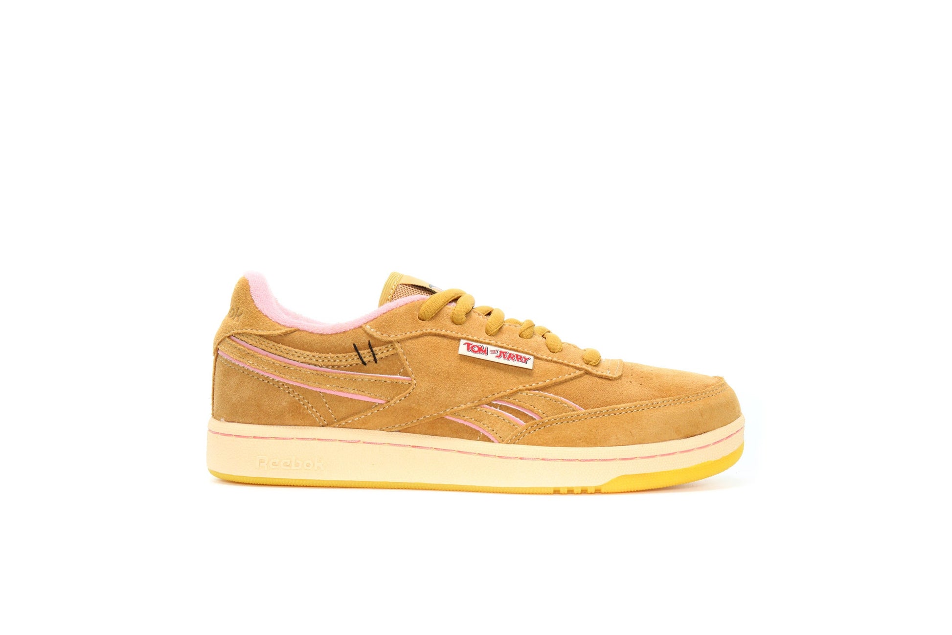 Exclusive Reebok CLUB C REVENGE MU "Pantone" — 3 — Front View