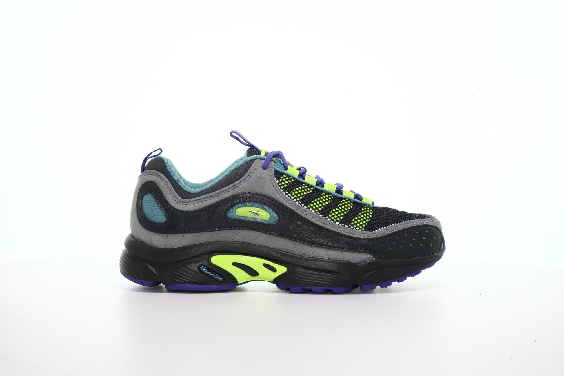 Exclusive Reebok Daytona DMX II "True Grey" — 5 — Front View