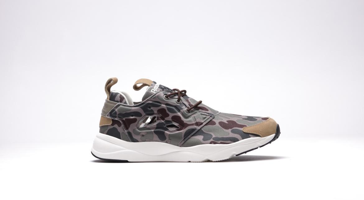 Exclusive Reebok FURYLITE CAMO "Silvery Green" — 5 — Front View