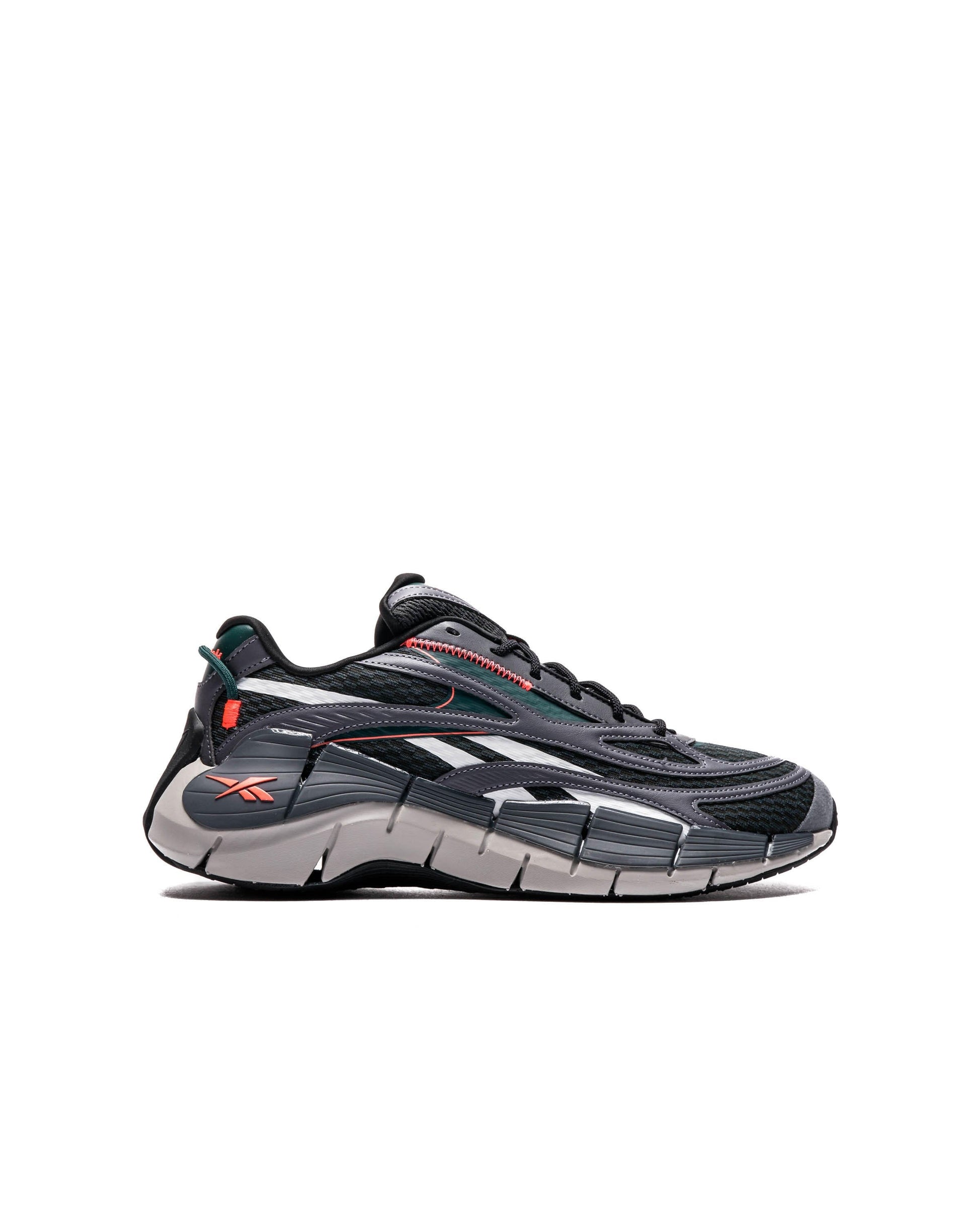 Exclusive Reebok Zig Kinetica 2.5 — 4.5 — Front View