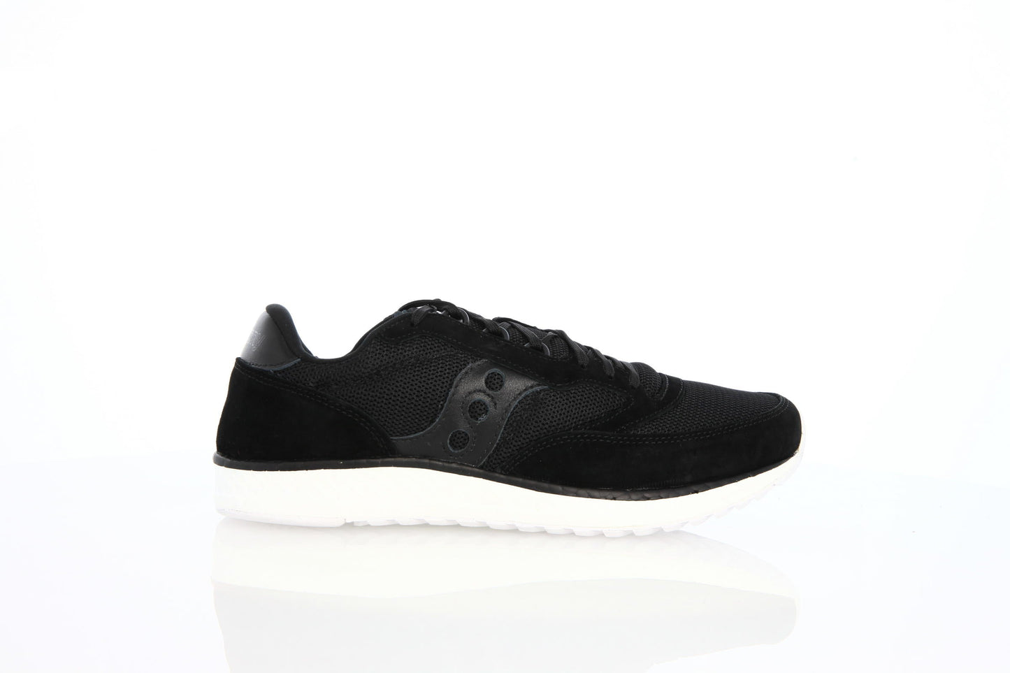 Exclusive Saucony Freedom Runner "Black" — 4.5 — Front View