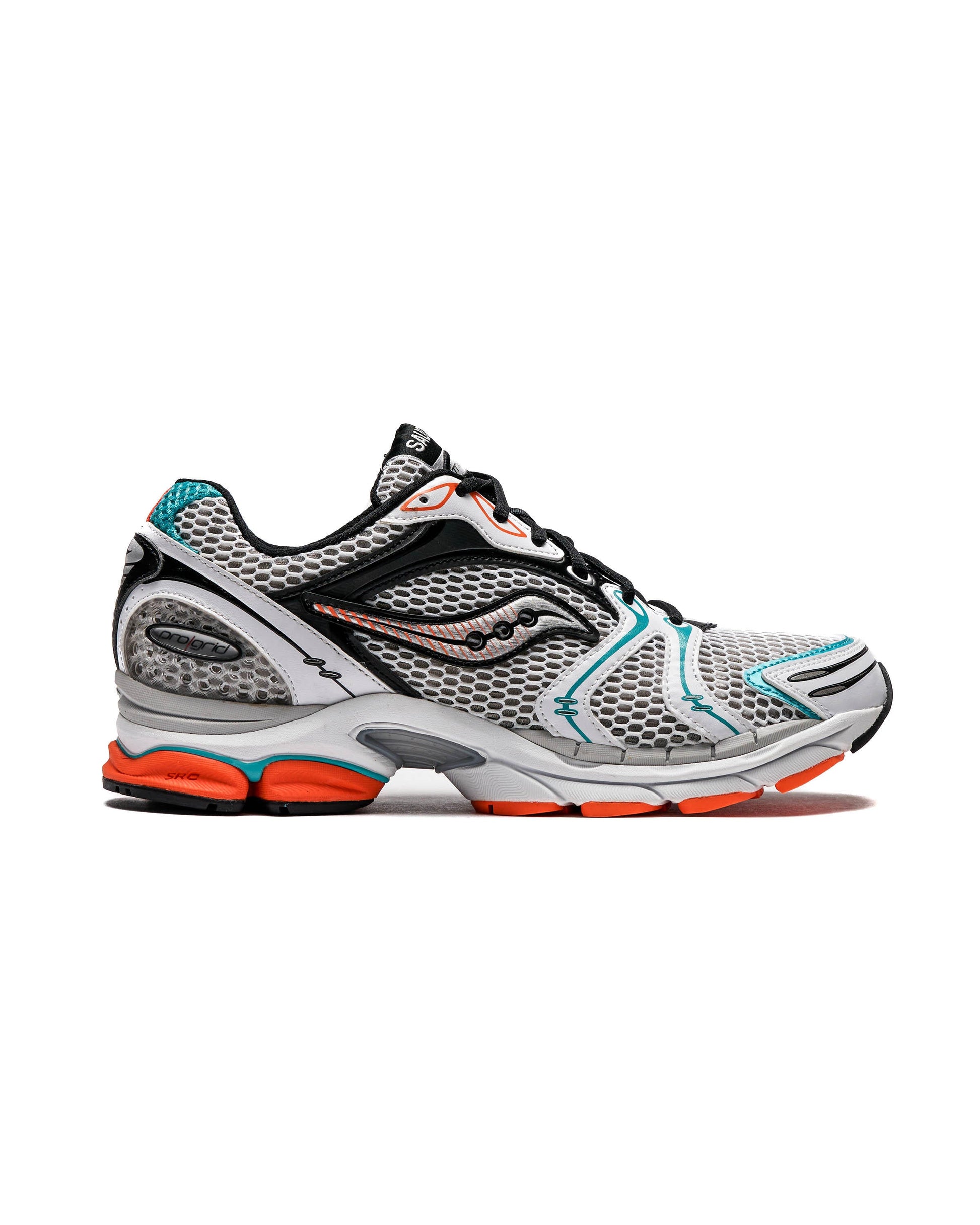 Exclusive Saucony PROGRID TRIUMPH 4 — 4 — Front View