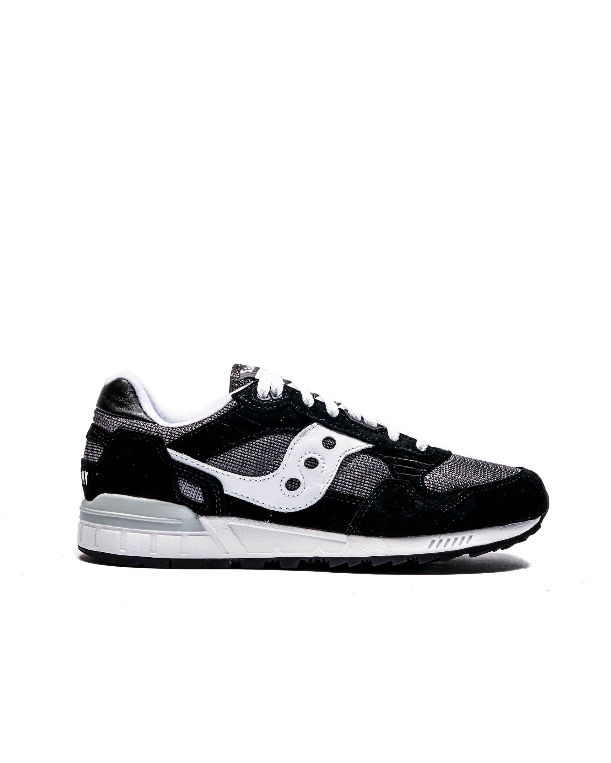 Exclusive Saucony Shadow 5000 — 4 — Front View