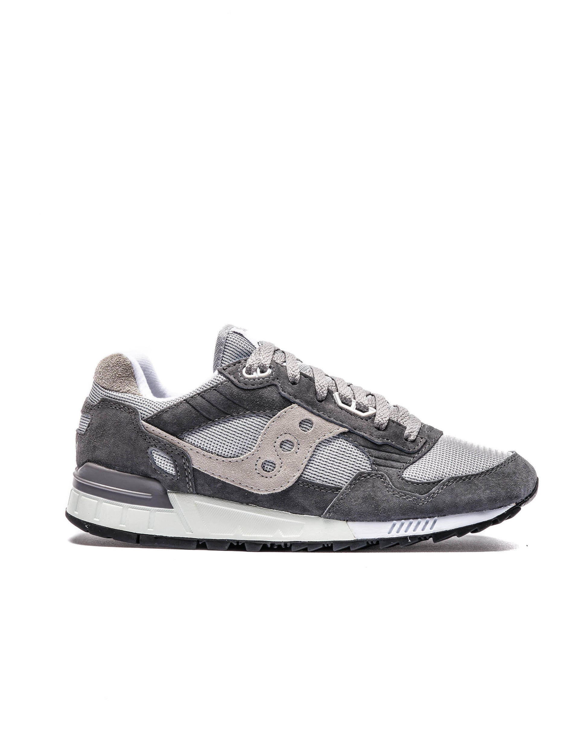 Exclusive Saucony Shadow 5000 — 4 — Front View