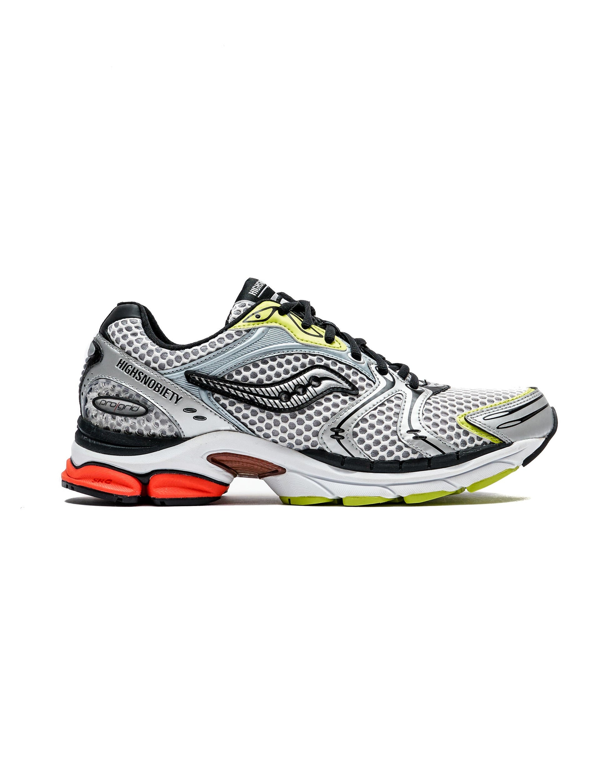 Exclusive Saucony x Highsnobiety Pro Grid Triumph 4 — 4 — Front View