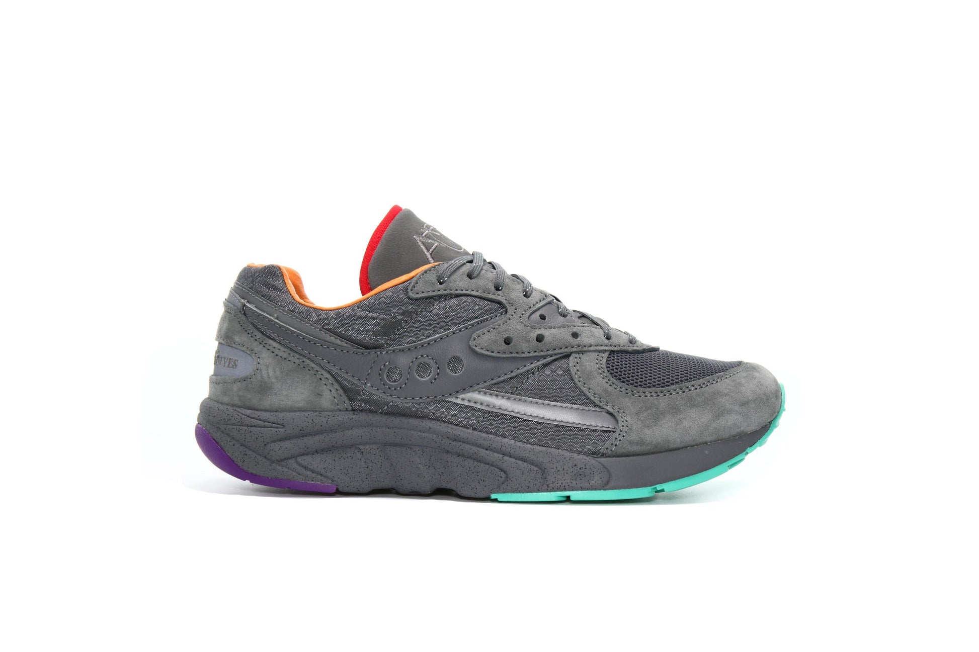 Exclusive Saucony x Raised By Wolves AYA "GREY" — 4.5 — Front View