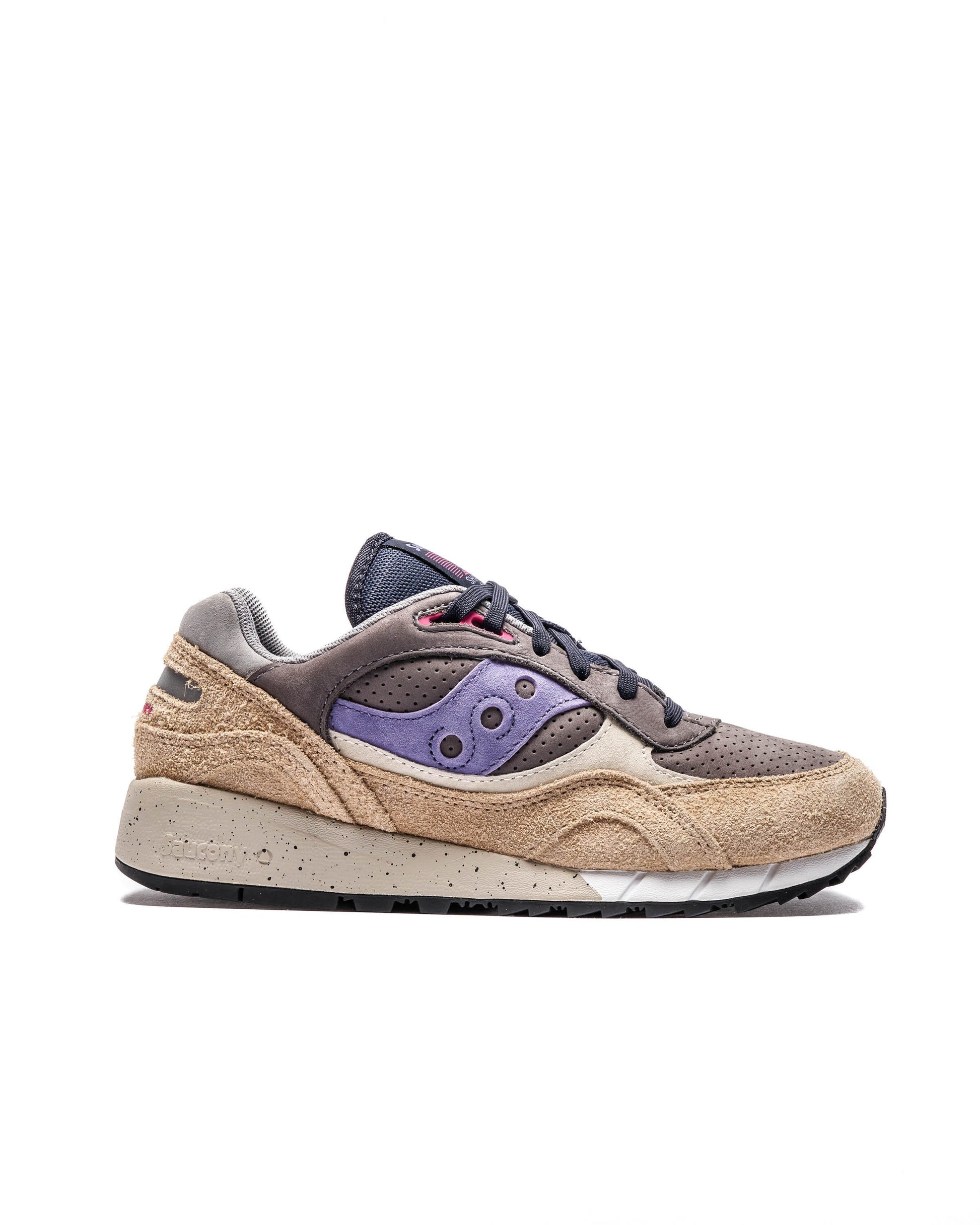 Exclusive Saucony x SNS Shadow 6000 — 4 — Front View