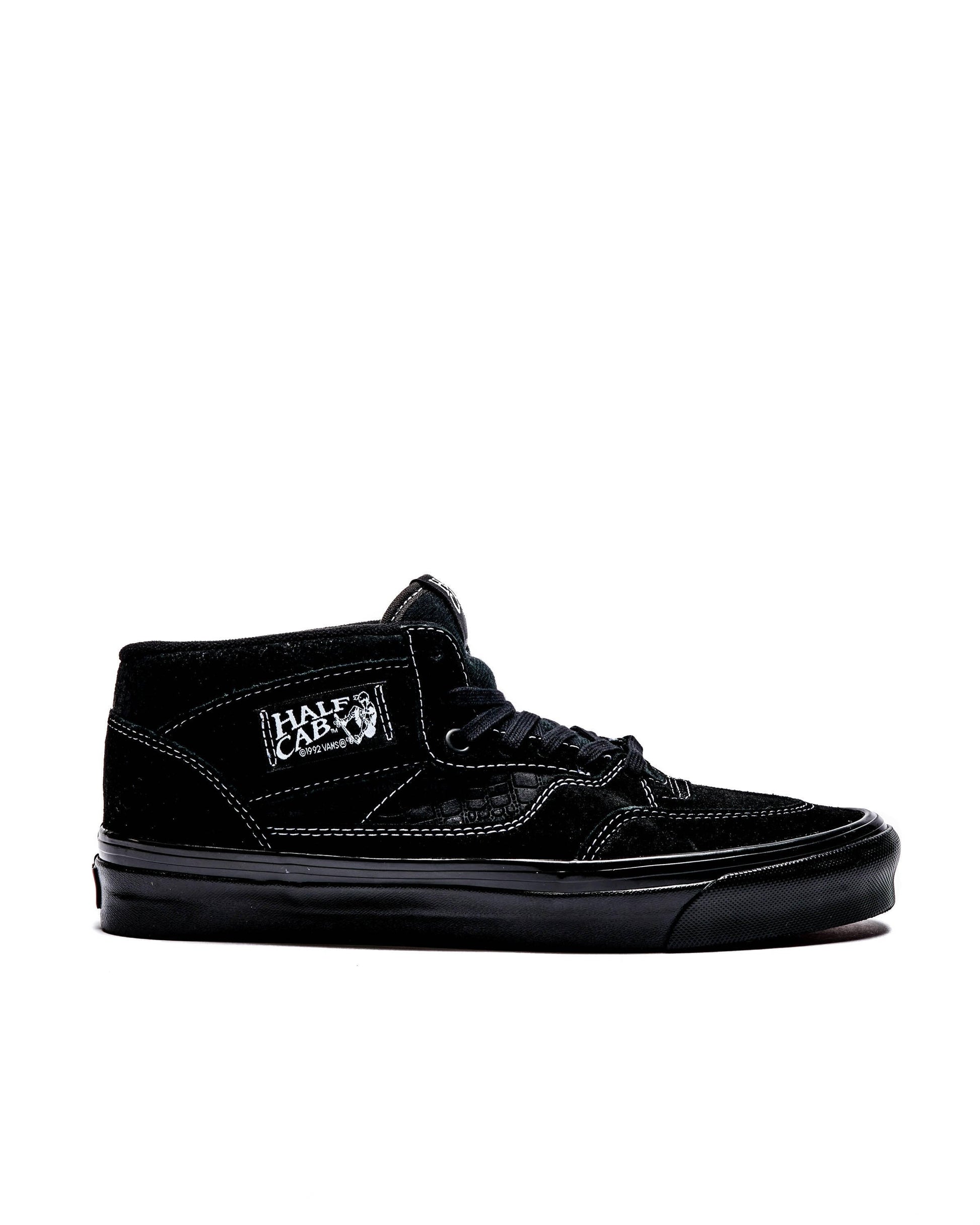 Exclusive Vans Half Cab 33 DX — 3.5 — Front View