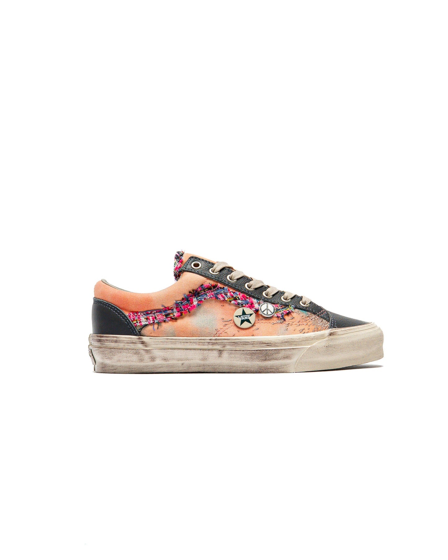 Exclusive Vans LX Old Skool 36 'SOUVENIR' — 3.5 — Front View