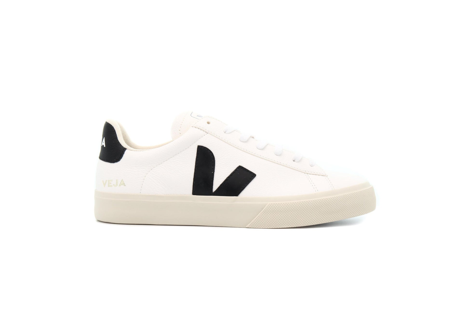 Exclusive Veja CAMPO "BLACK" — 4 — Front View
