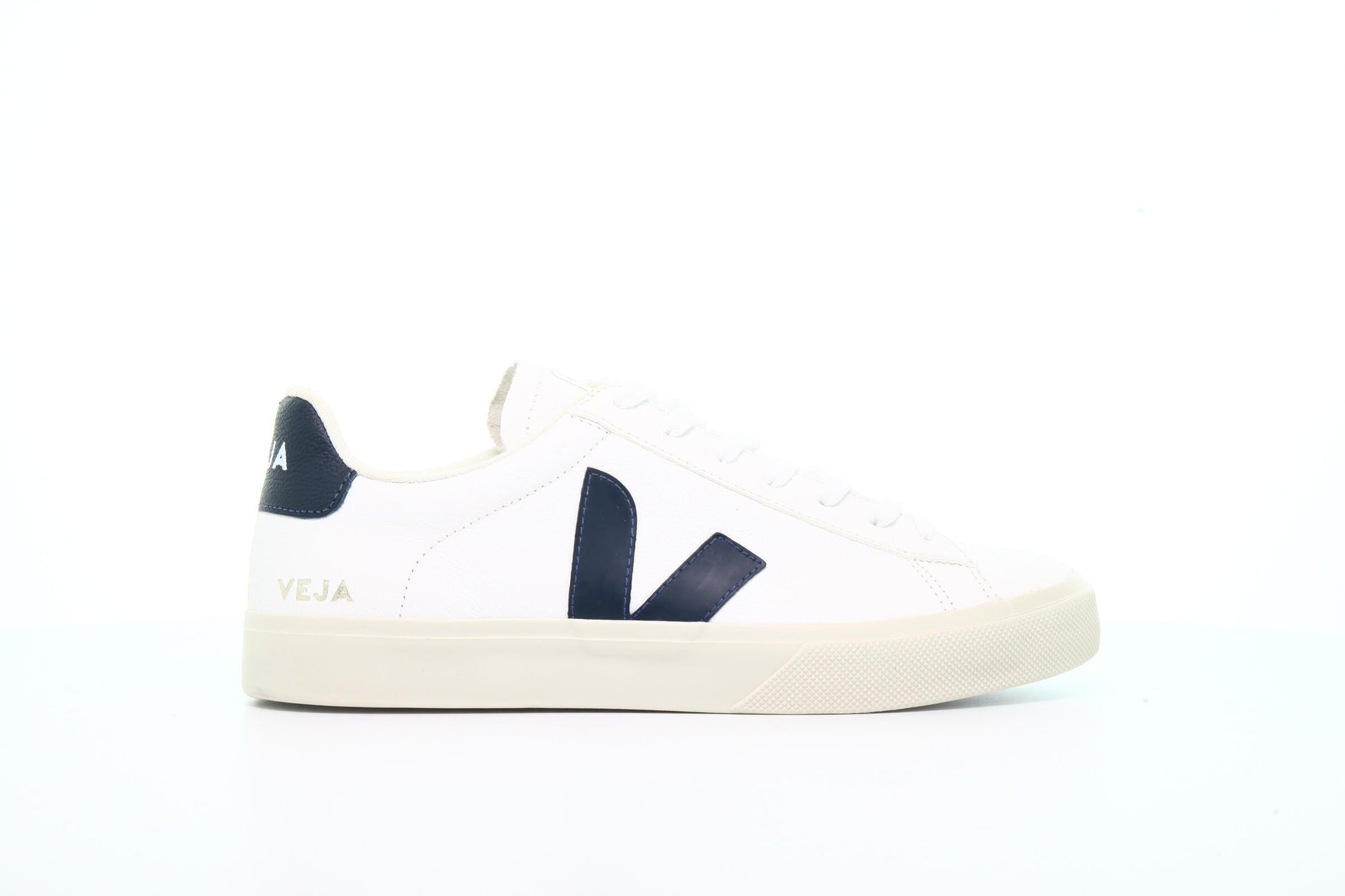 Exclusive Veja Campo "Nautico" — 7 — Front View