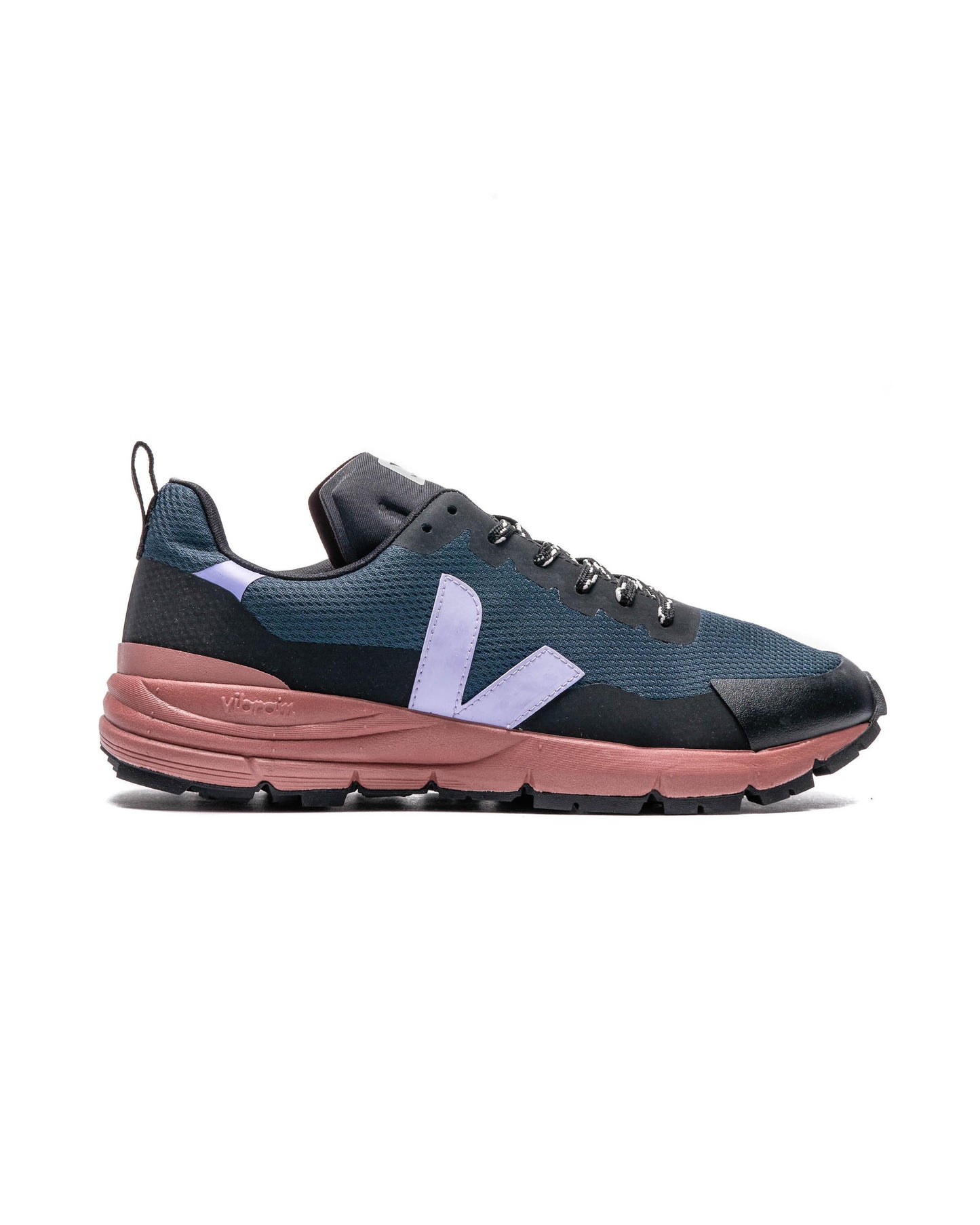 Exclusive Veja Dekkan — 4 — Front View