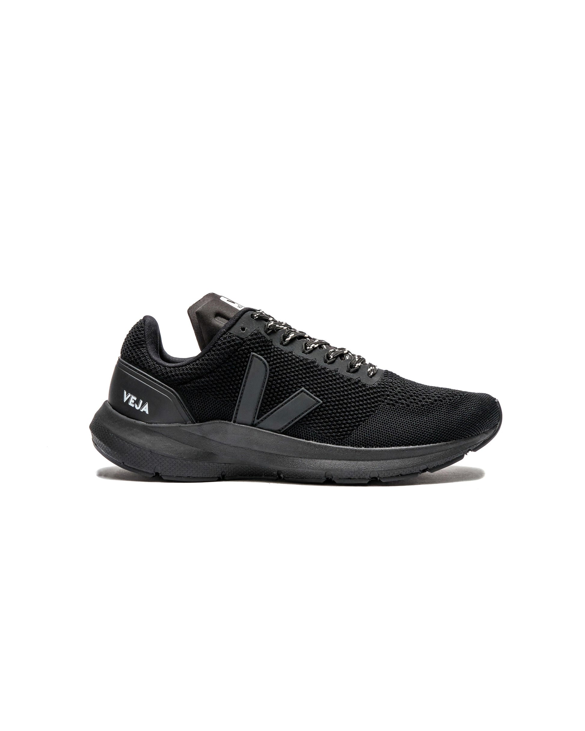 Exclusive Veja Marlin — 7 — Front View
